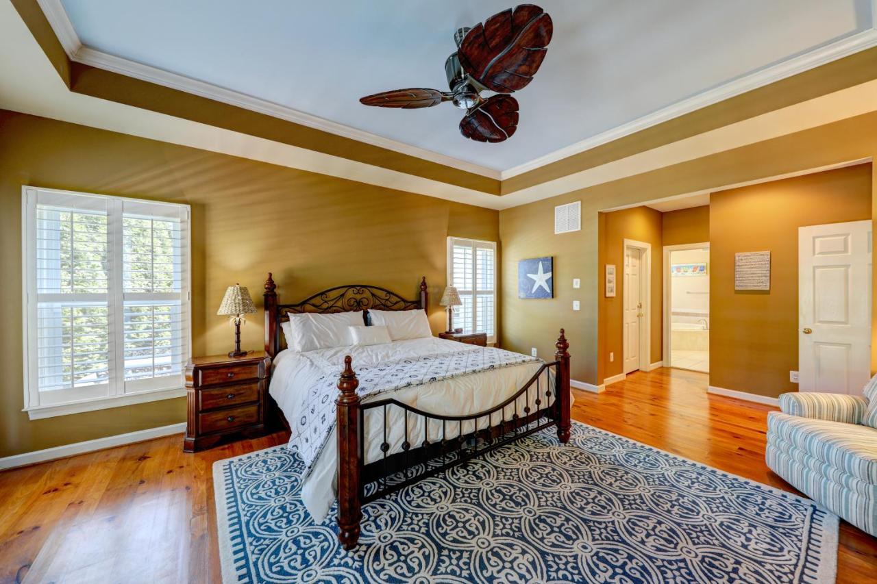 Grande At Canal Pointe 19375 Mersey Dr Holiday home *