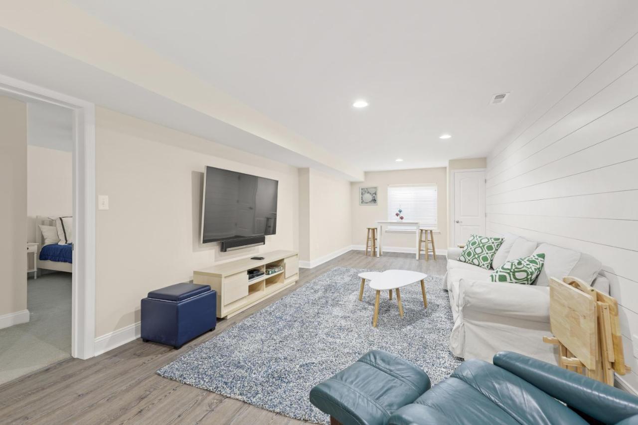 Grande At Canal Pointe 37502 Worcester Dr Holiday home
