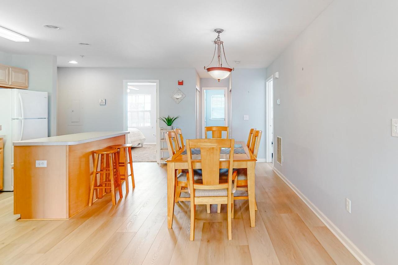 Apartment The Palms - 36525 Palm #5201 Rehoboth Beach