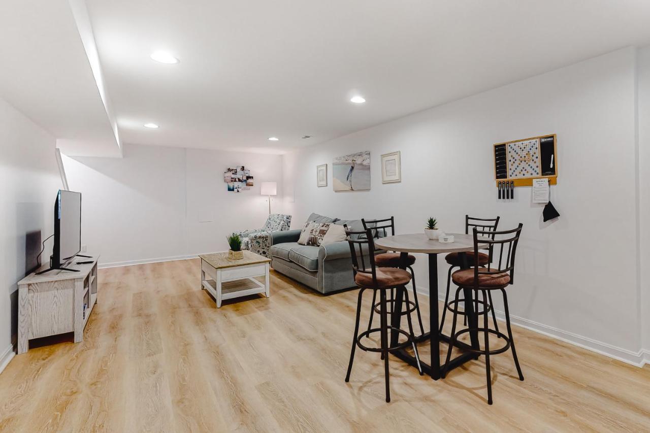 Grande At Canal Pointe 37510 Worcester Dr Holiday home