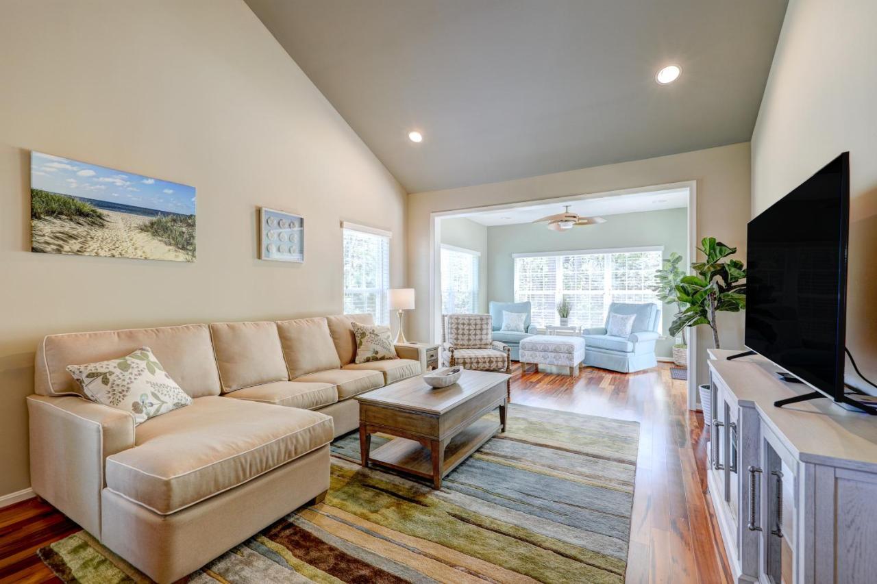 Holiday home Grande At Canal Pointe 37510 Worcester Dr *