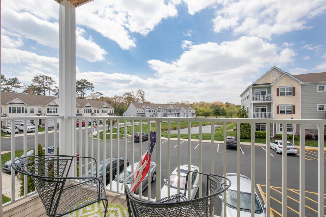 Apartment Grande At Canal Pointe -- 37697 Ulster #12 Rehoboth Beach