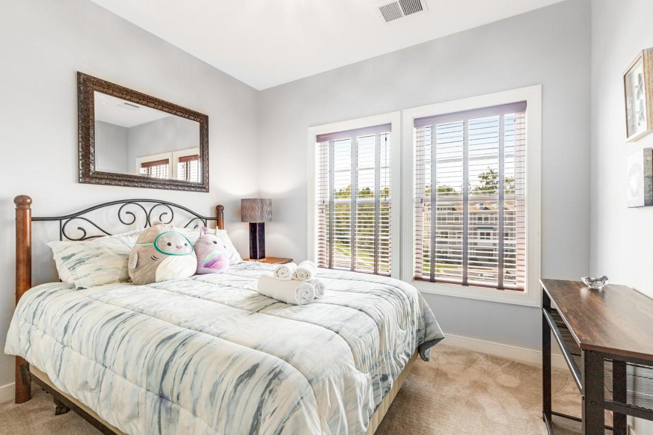 Sawgrass At White Oak Creek - 21101 Laguna Dr Holiday home *