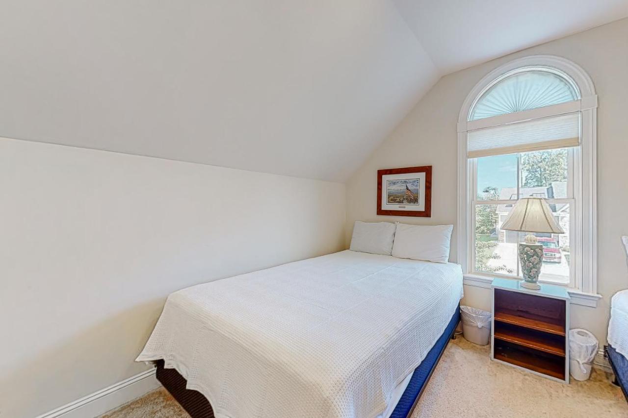 Grande At Canal Pointe 37484 Liverpool Ln Holiday home Rehoboth Beach