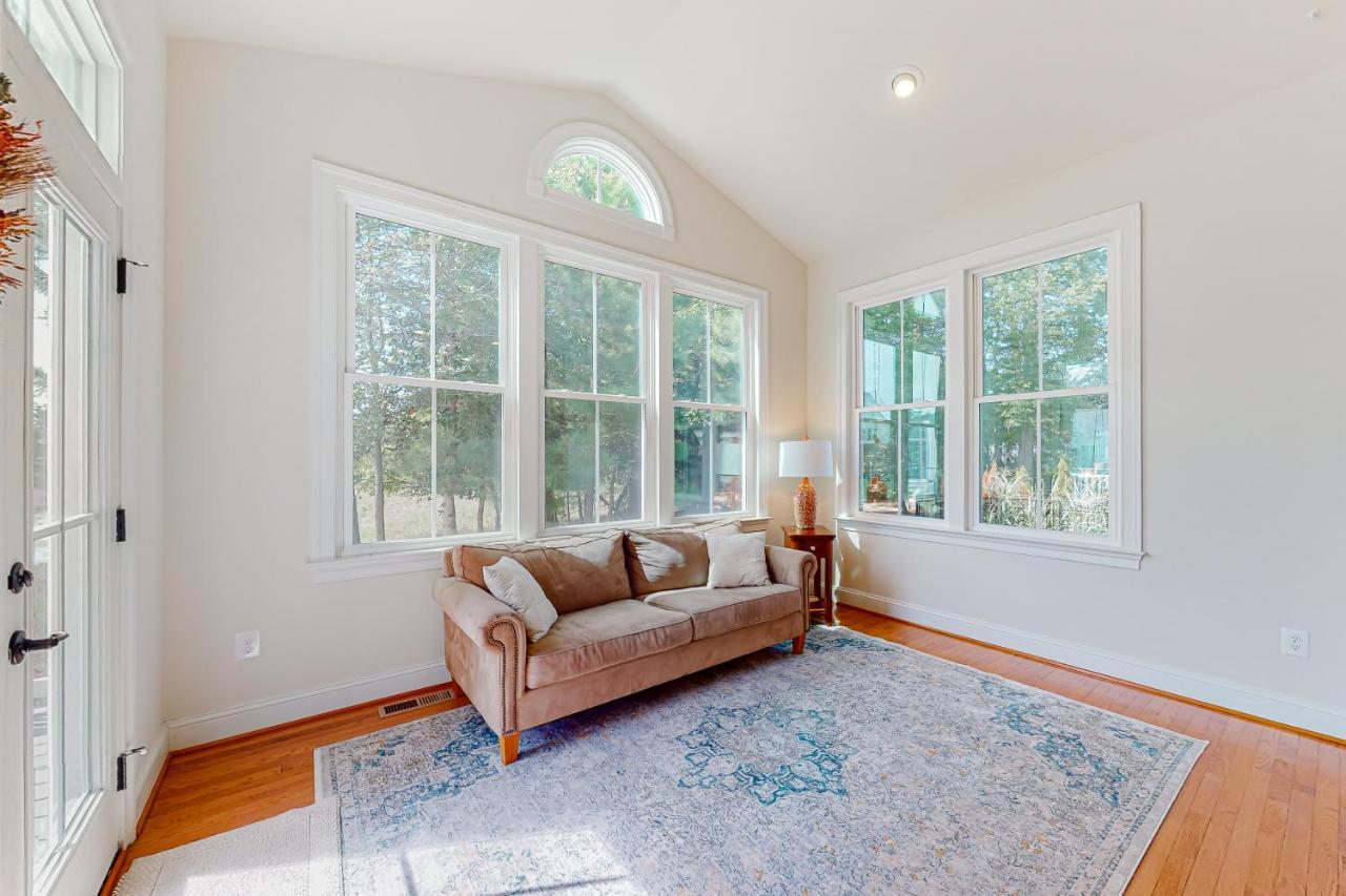 Grande At Canal Pointe 37484 Liverpool Ln Holiday home *