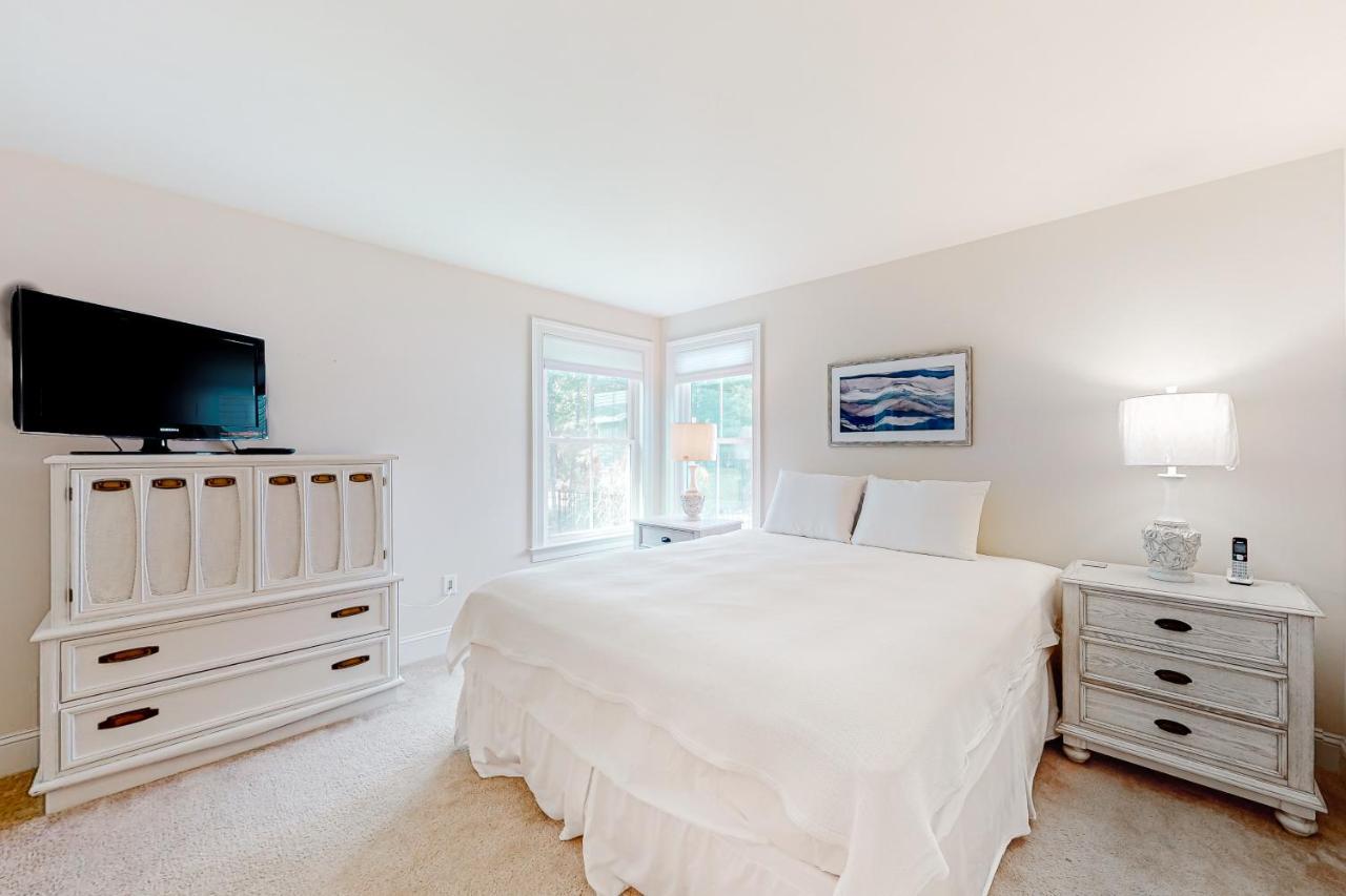 Holiday home Grande At Canal Pointe 37484 Liverpool Ln