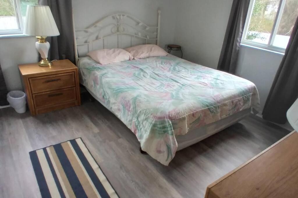 Apartment 2 Bedroom In Rehoboth W/ New Bed