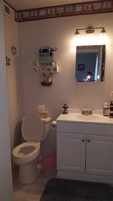 2 Bedroom In Rehoboth W/ New Bed *