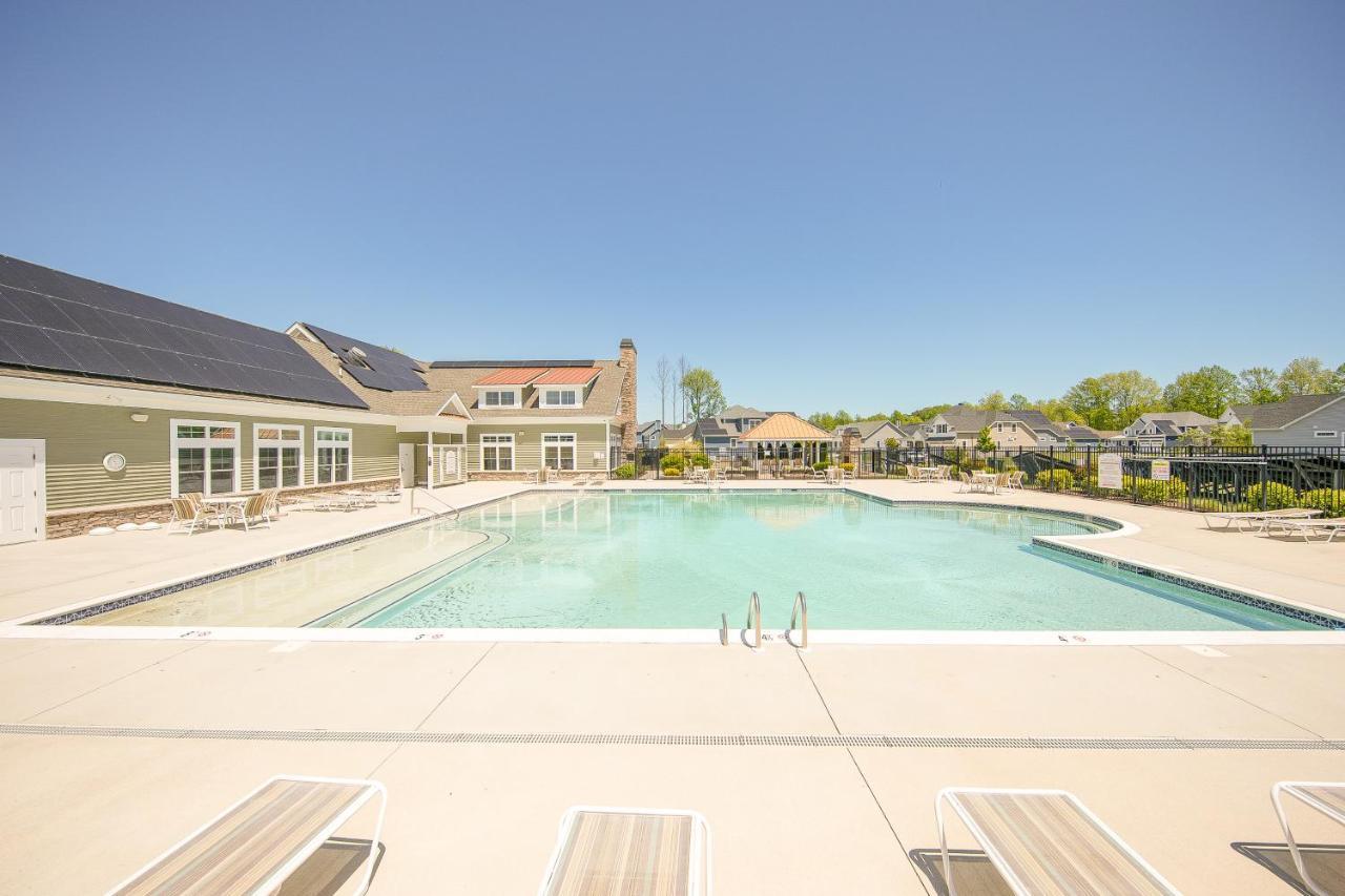 Sawgrass At White Oak Creek - 35730 Carmel Terrace
