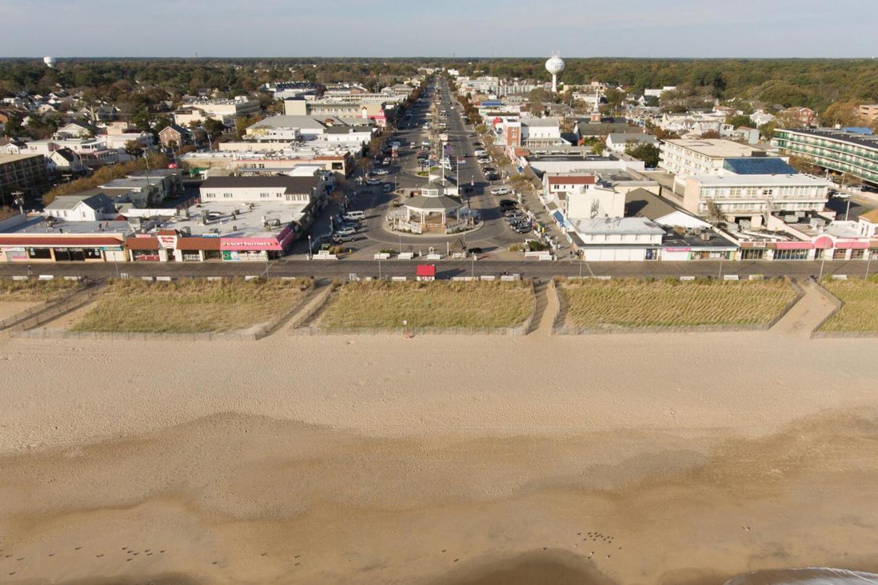 The Tides -- 20007 Sandy Bottom # 4202 Apartment Rehoboth Beach