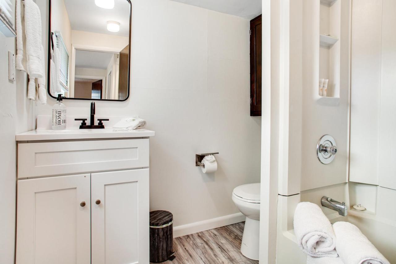Town Of Rehoboth 46 Delaware Ave Unit A Holiday home *