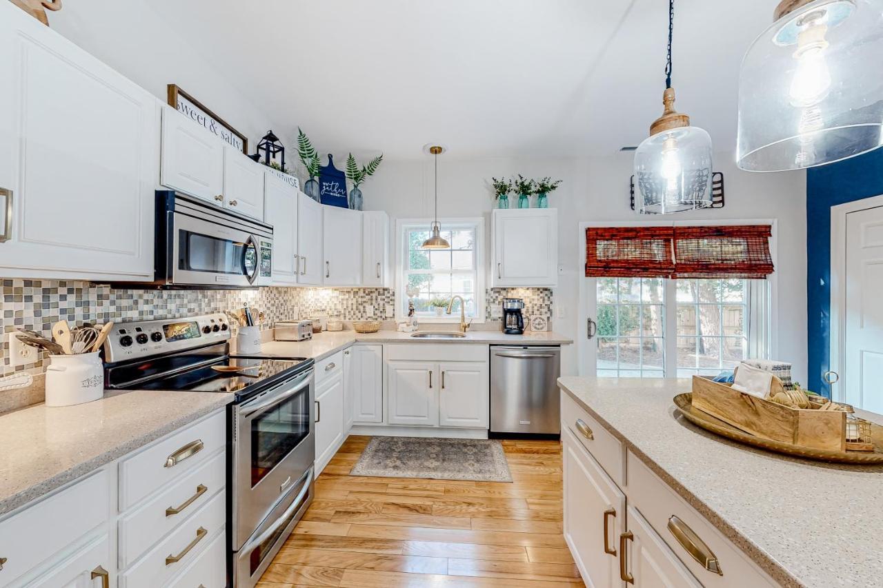 Holiday home Breezewood 139 Whisperwood Ln