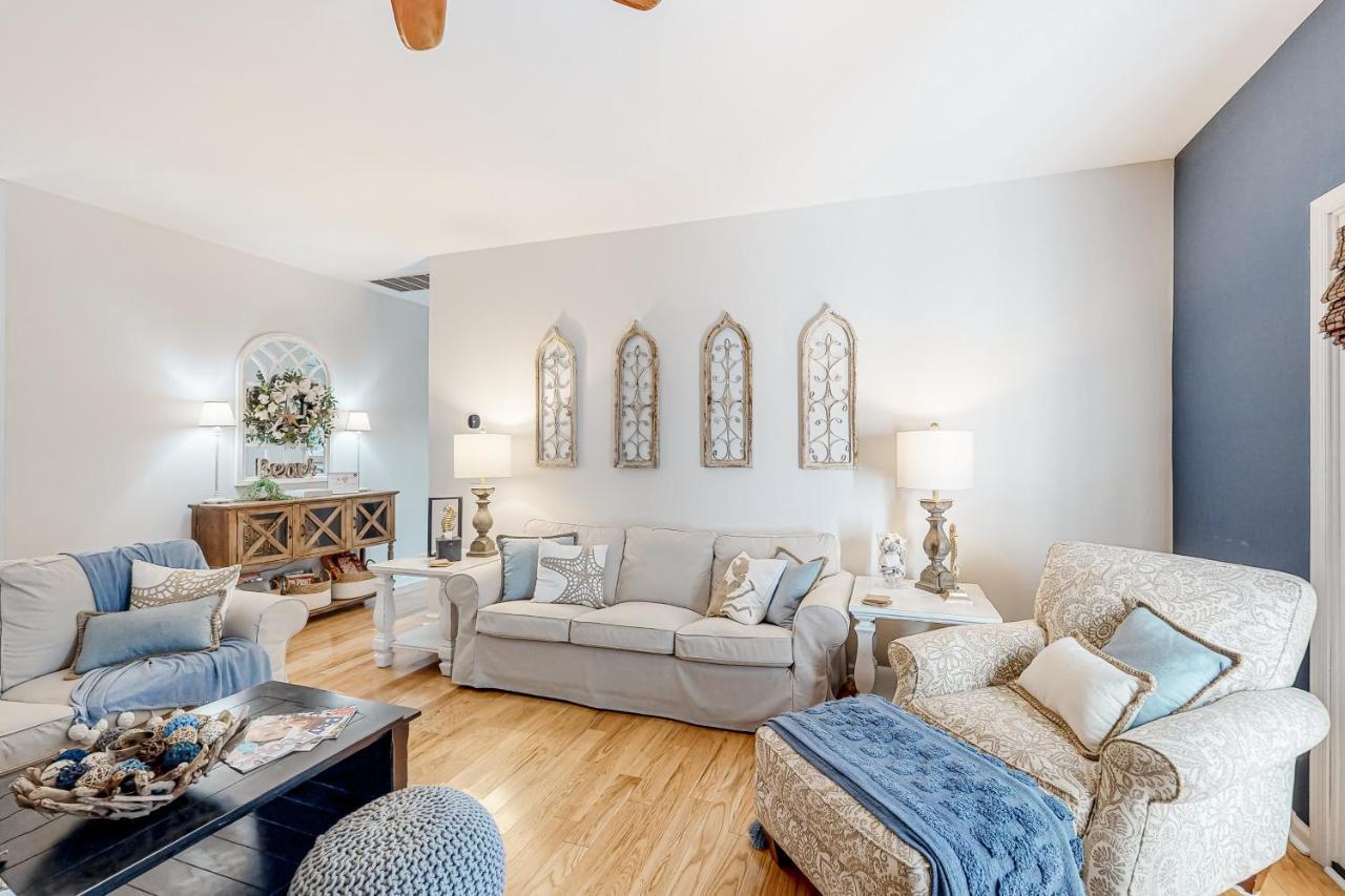 Breezewood 139 Whisperwood Ln Holiday home *
