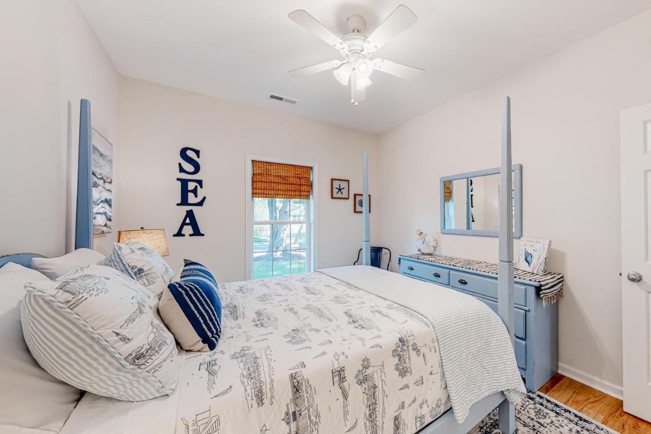 Breezewood 139 Whisperwood Ln Holiday home