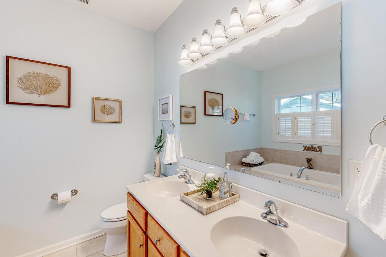 Breezewood 139 Whisperwood Ln *