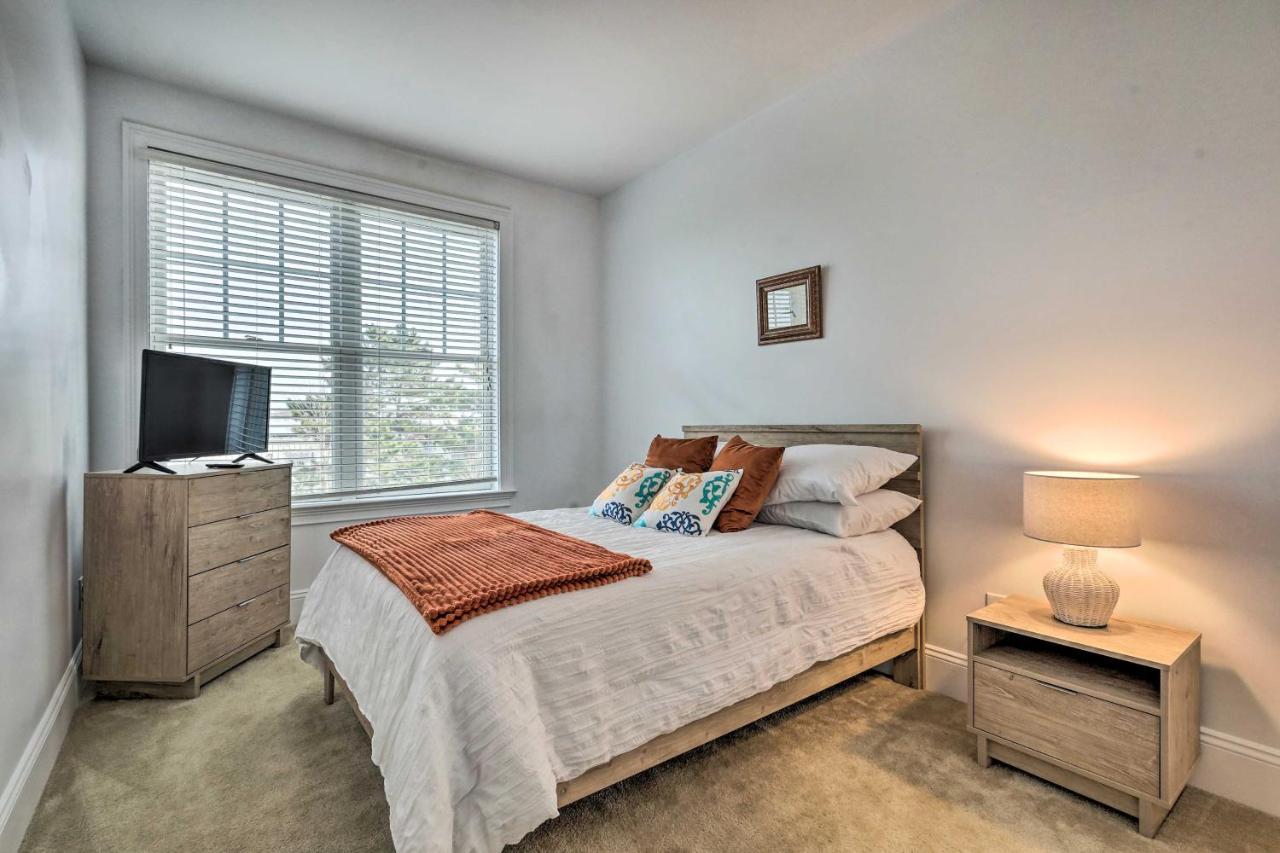 Rehoboth Townhome With Porch And Pool Access * Rehoboth Beach