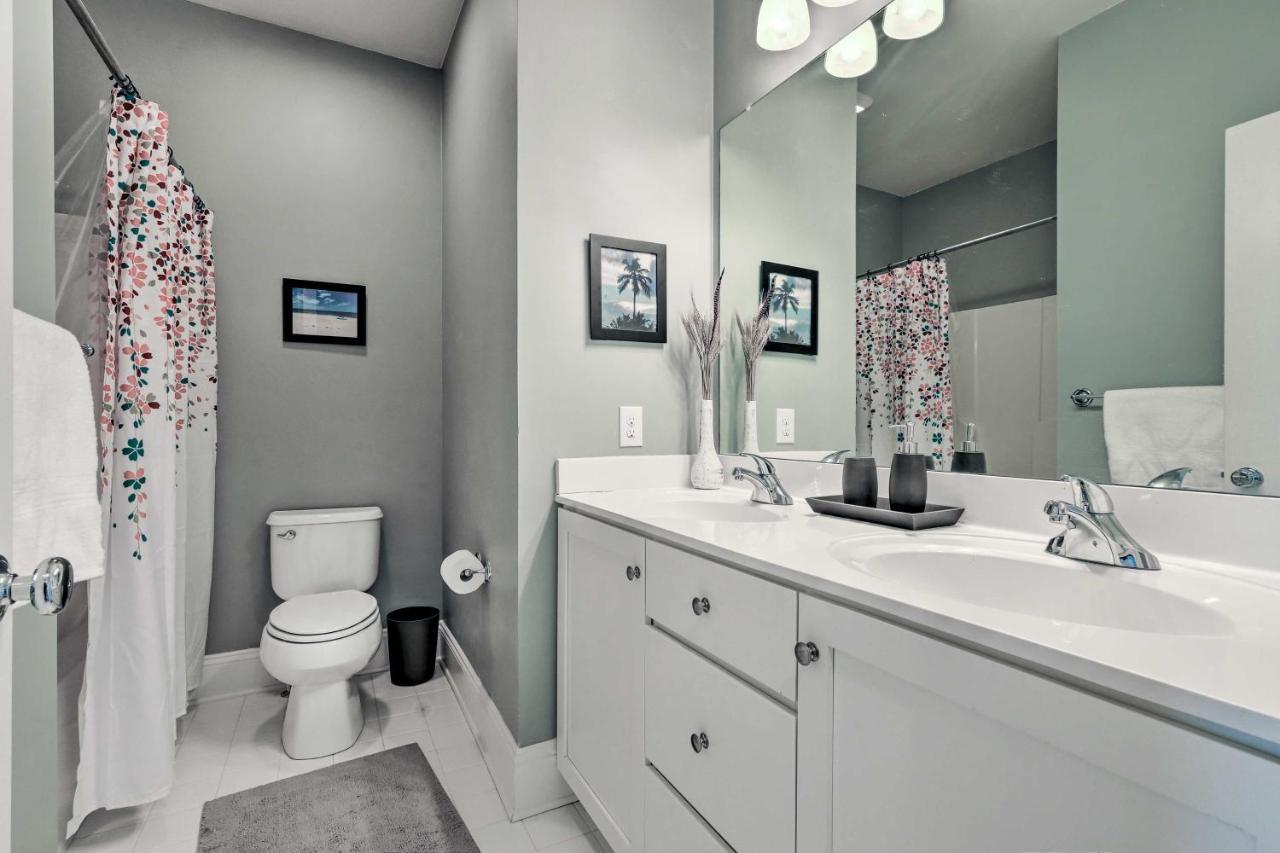 Rehoboth Townhome With Porch And Pool Access Rehoboth Beach