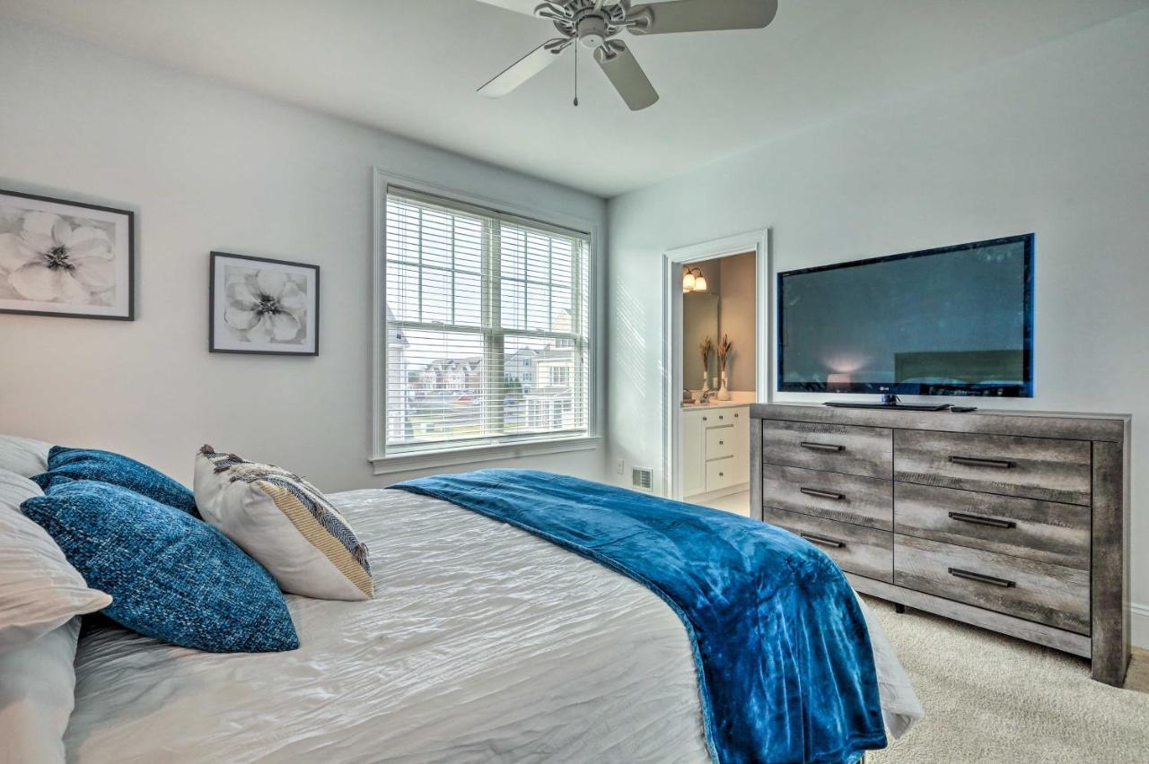 Rehoboth Townhome With Porch And Pool Access Rehoboth Beach
