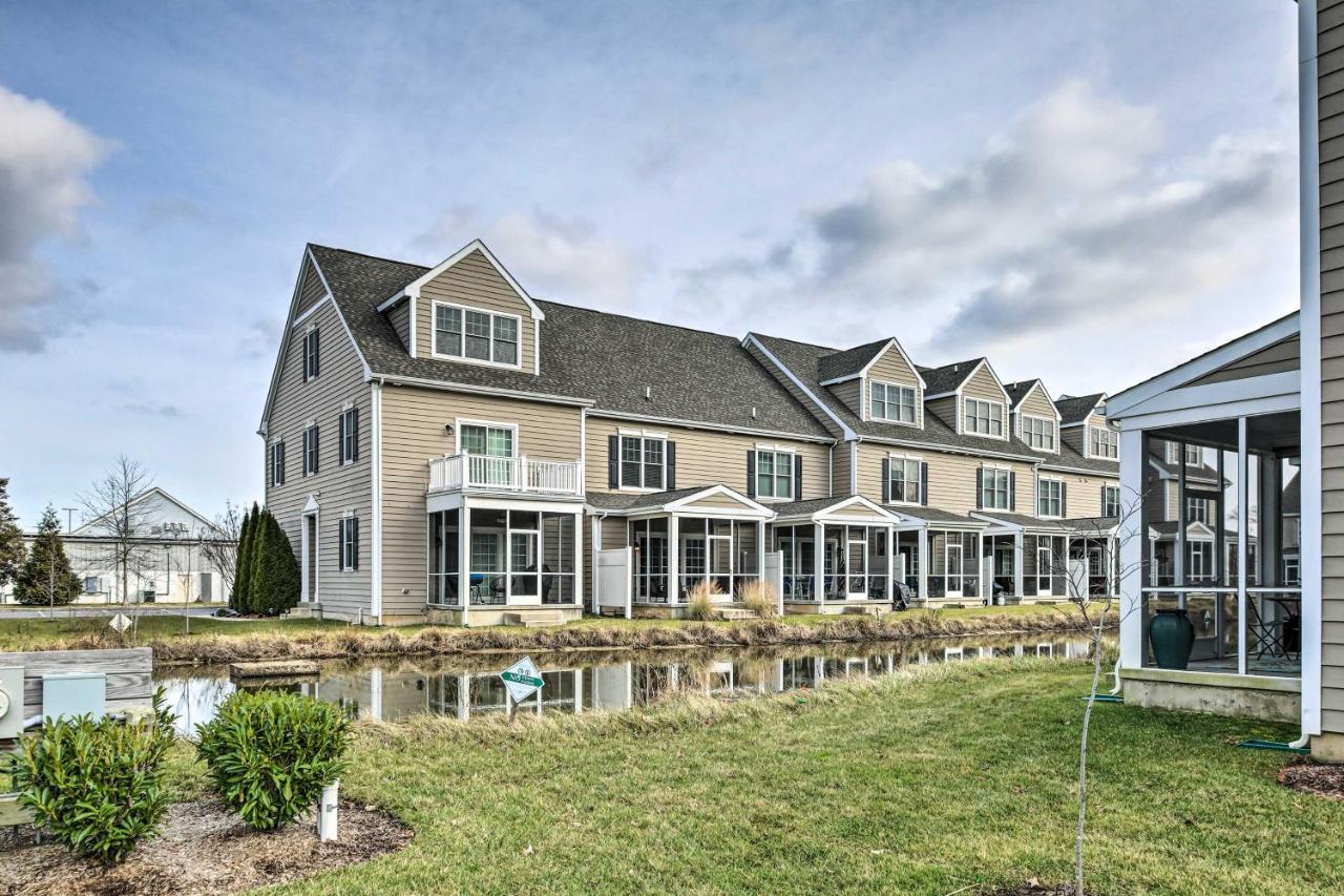 Holiday home Rehoboth Townhome With Porch And Pool Access *