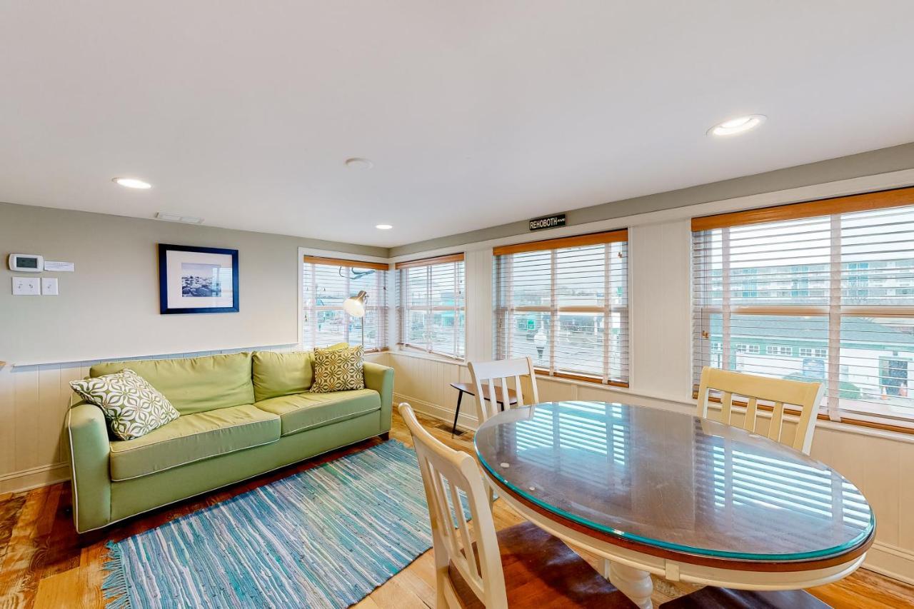 Town Of Rehoboth 24 Rehoboth Ave Apartment *