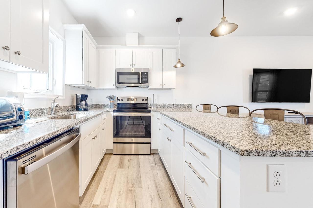 Rehoboth House --- 20494 Coastal Highway Unit #11 Apartment