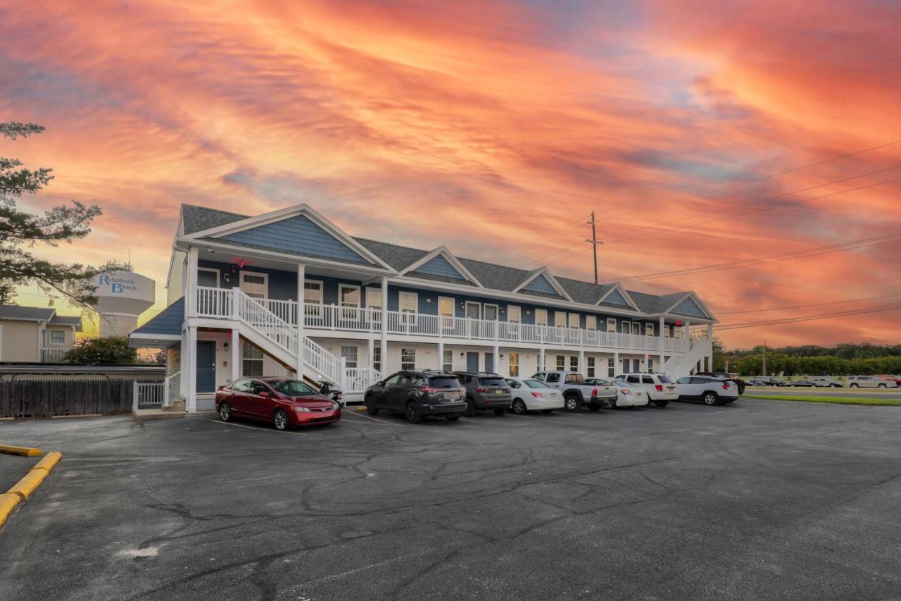 Rehoboth House --- 20494 Coastal Highway Unit #9 *