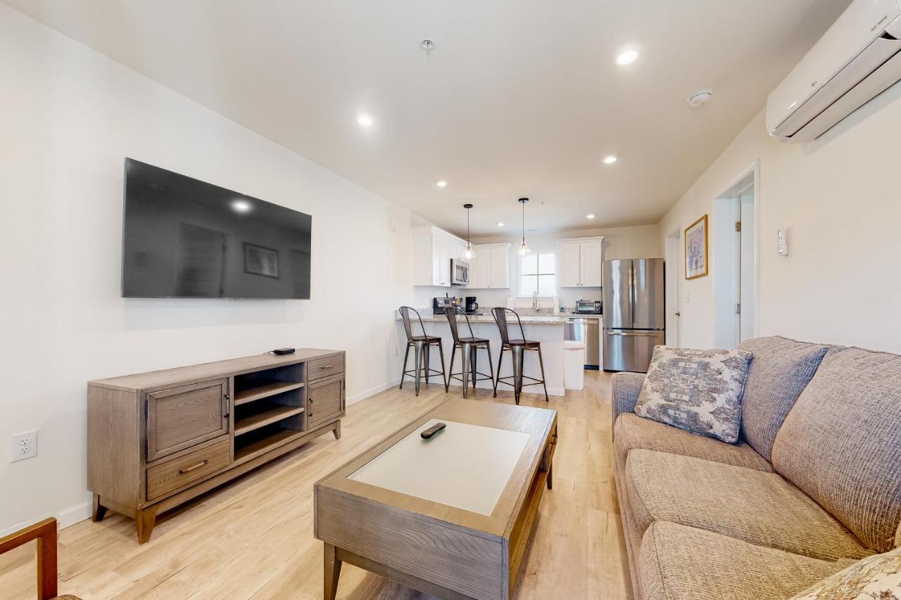 Apartment Rehoboth House --- 20494 Coastal Highway Unit #9