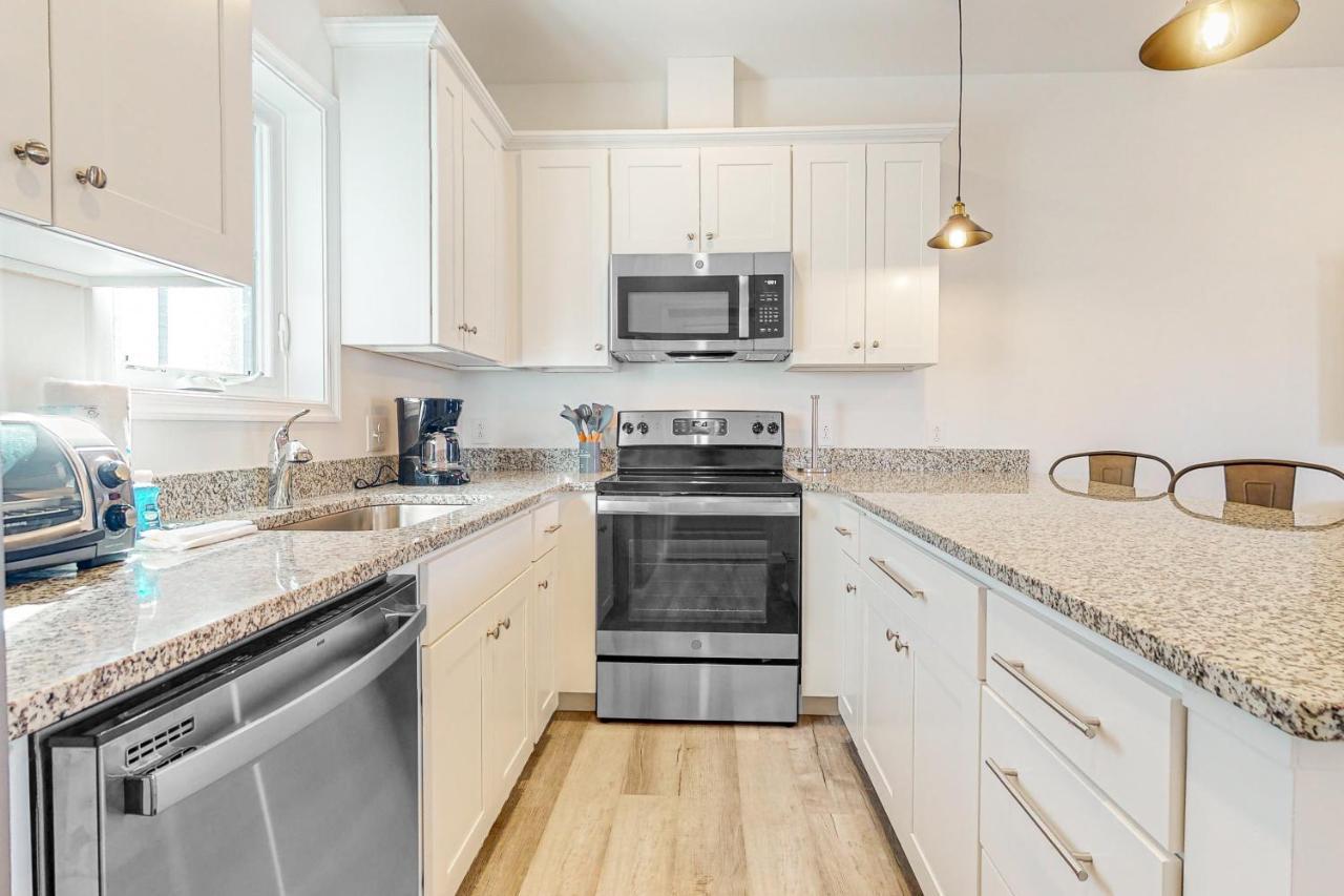 House --- 20494 Coastal Highway Unit #16 Apartment Rehoboth Beach