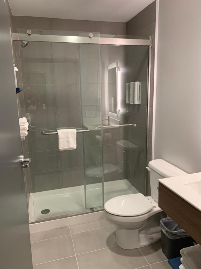 Microtel & By Wyndham Rehoboth Hotel 2*