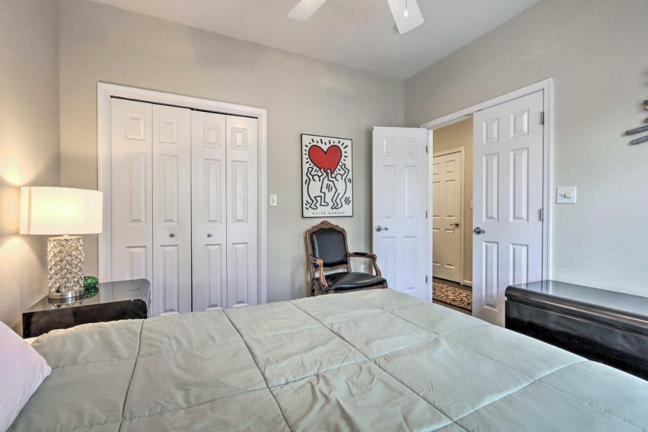 Rehoboth Townhome With Grill 2 Mi To Ocean! Holiday home *