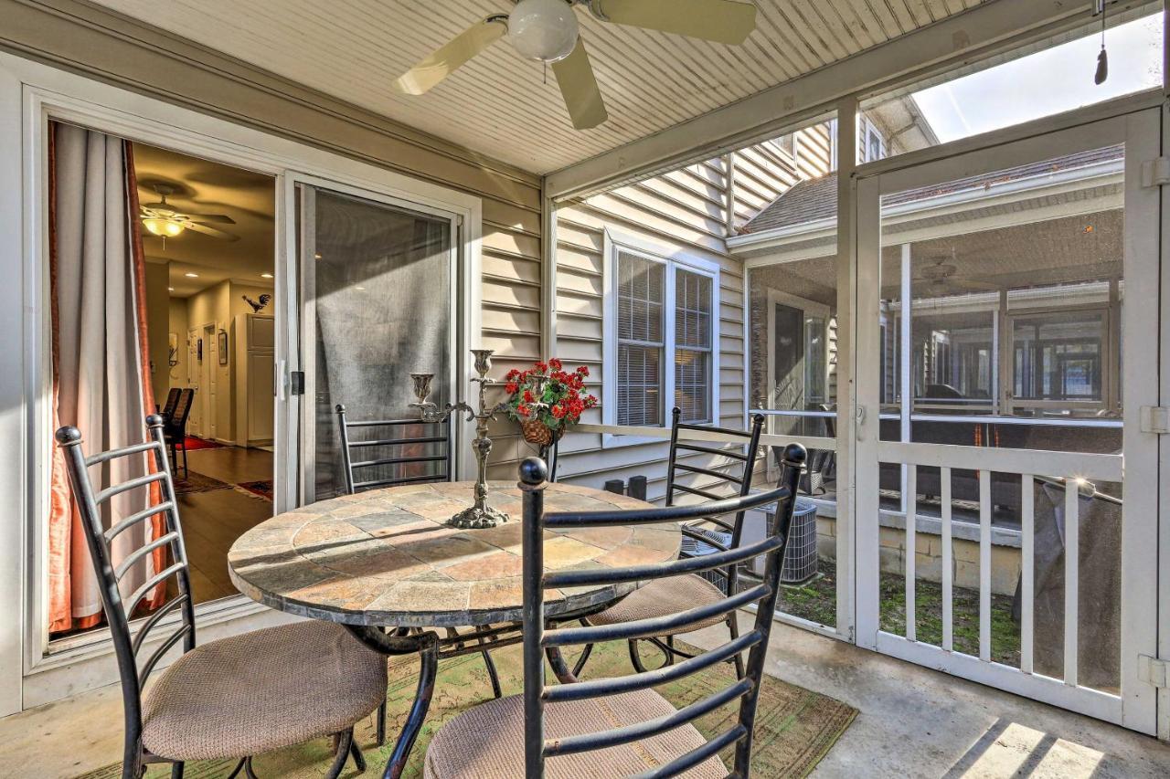 Rehoboth Townhome With Grill 2 Mi To Ocean! Holiday home Rehoboth Beach