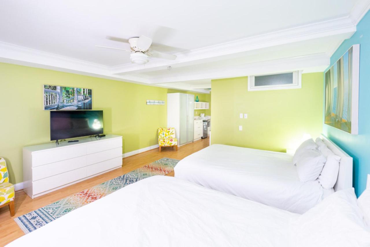 Canalside Hotel