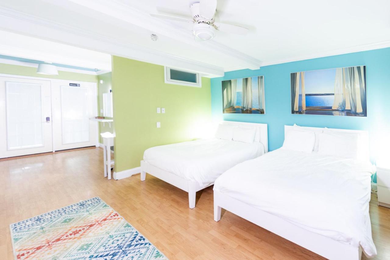 Canalside Hotel