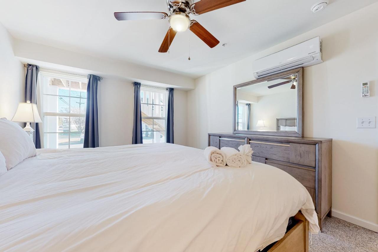 Apartment 4 Rehoboth House --- 20494 Coastal Highway #4 Rehoboth Beach