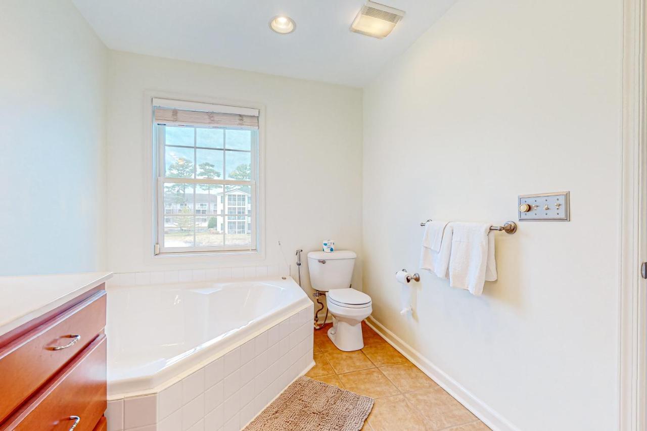 Holiday home The Tides --- 19979 Sandy Bottom Circle, Unit #504 *