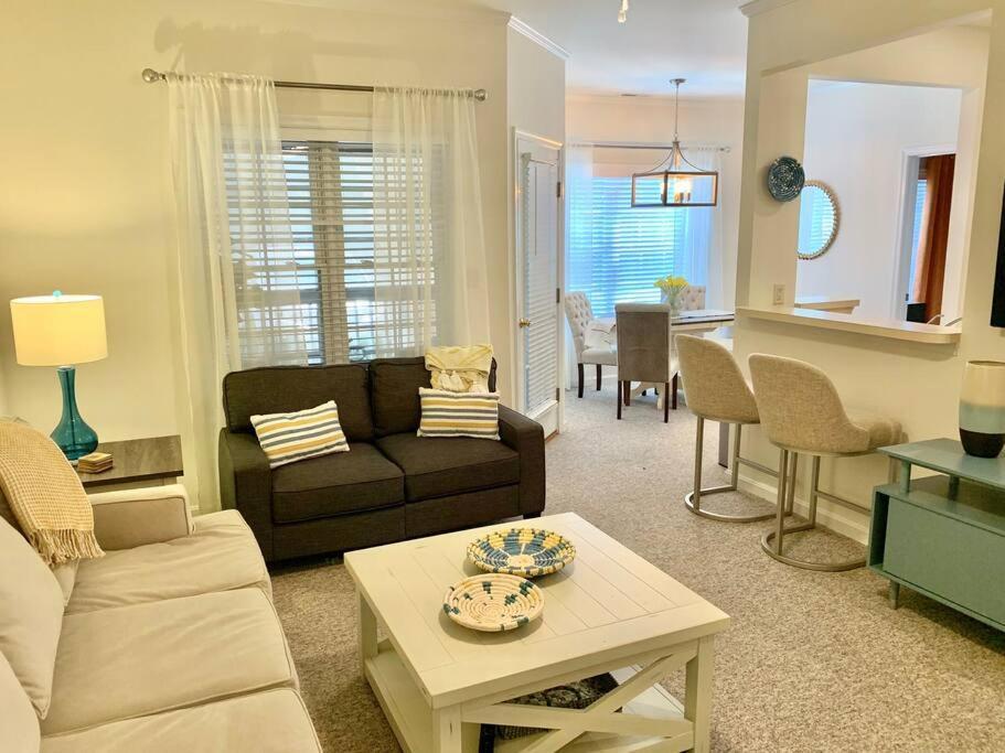 Perfect Getaway 2 Bedroom Apartment *