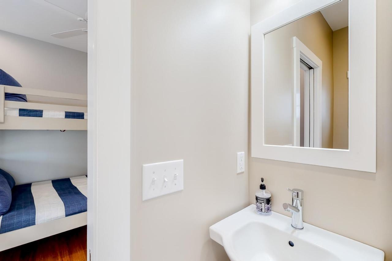 Rehoboth Royal Fisher St * Rehoboth Beach