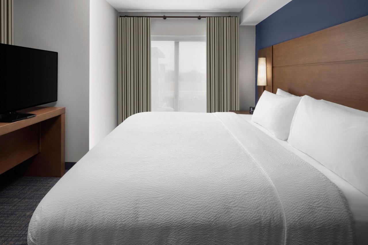 By Marriott Rehoboth Hotel 3*
