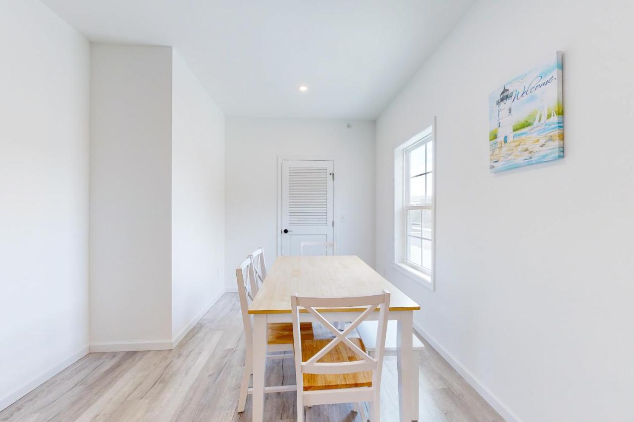20 Rehoboth House --- 20494 Coastal Highway, Unit #20 Apartment Rehoboth Beach