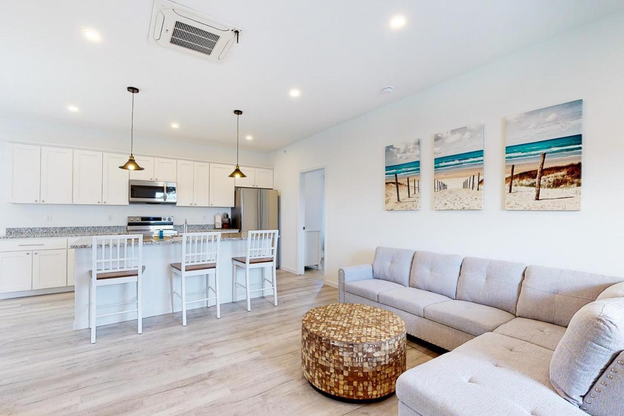 20 Rehoboth House --- 20494 Coastal Highway, Unit #20 Apartment