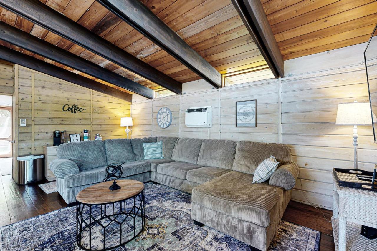Holiday home Ann Acres 21039 Elizabeth Ave *