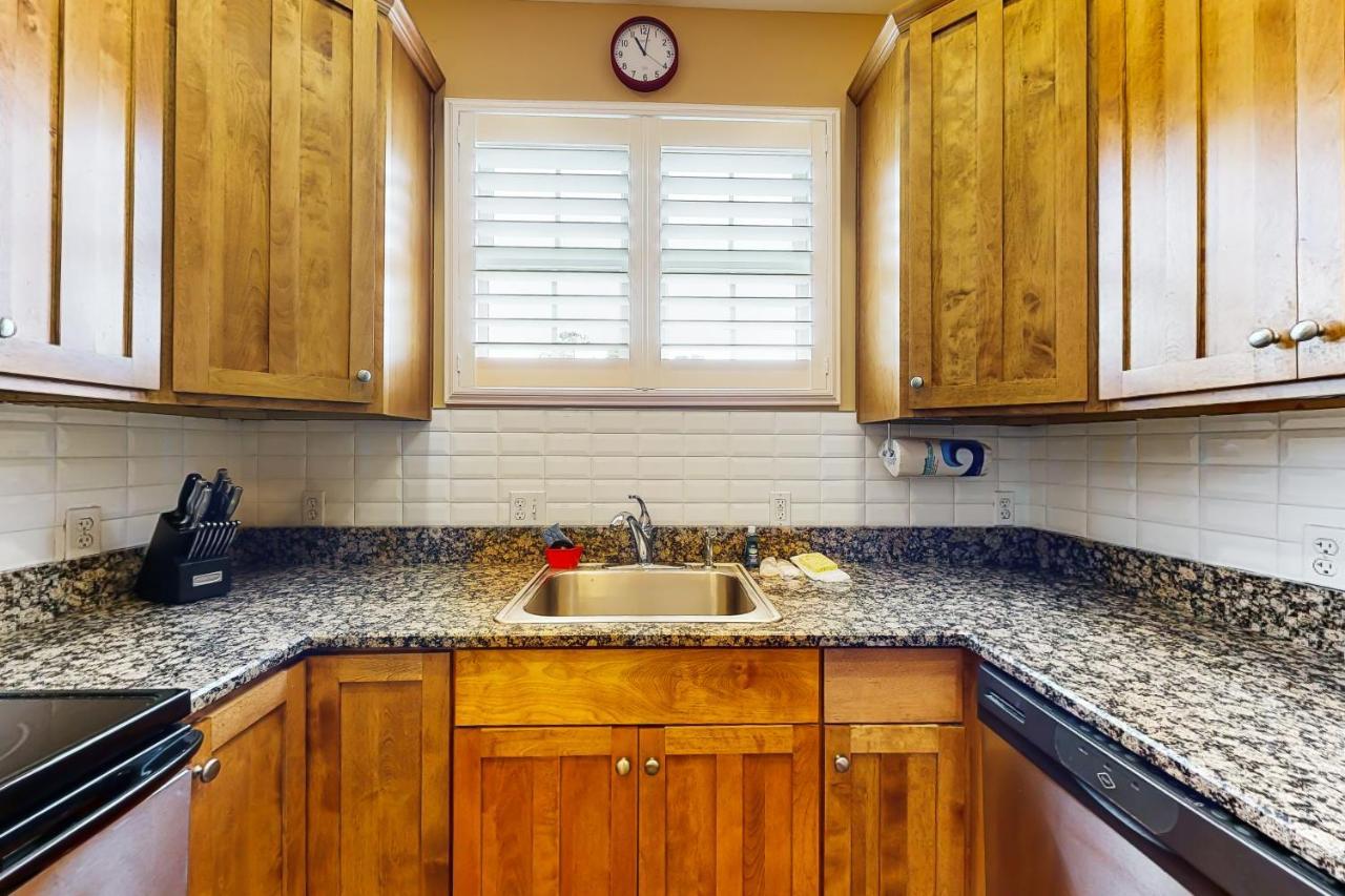 The Tides -- 19973 Sandy Bottom #304 Holiday home