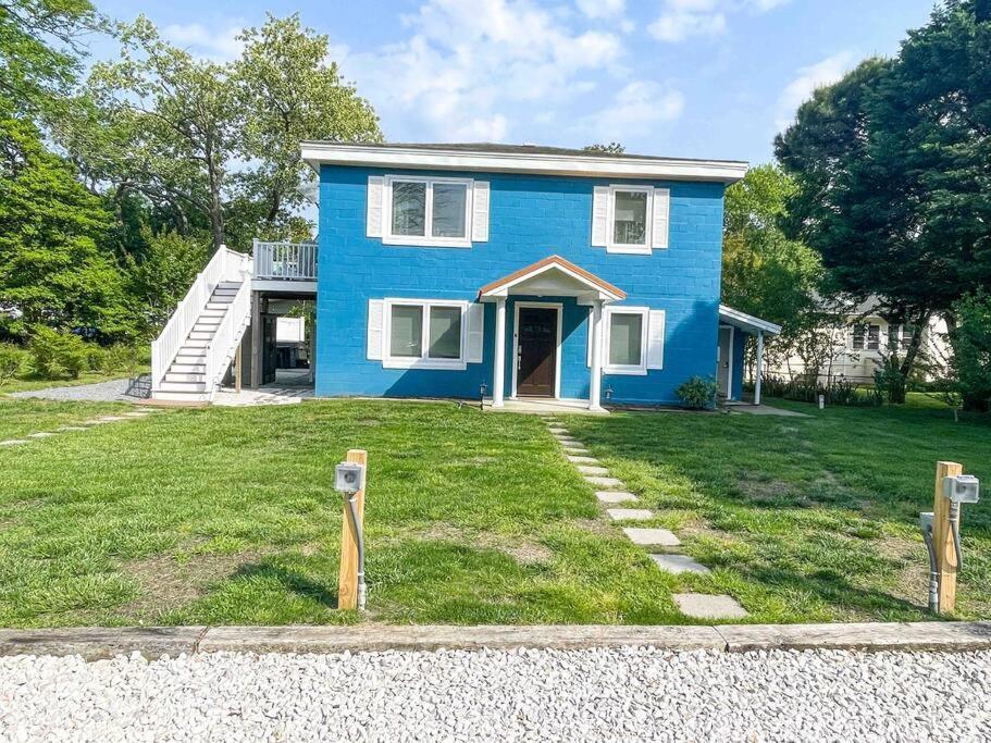 Family Paradise! Hottub/ev/4bd3ba/3.7mi To Holiday home