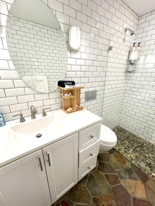 Family Paradise! Hottub/ev/4bd3ba/3.7mi To Rehoboth Beach