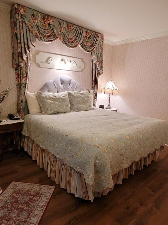 Boardwalk Plaza 4*