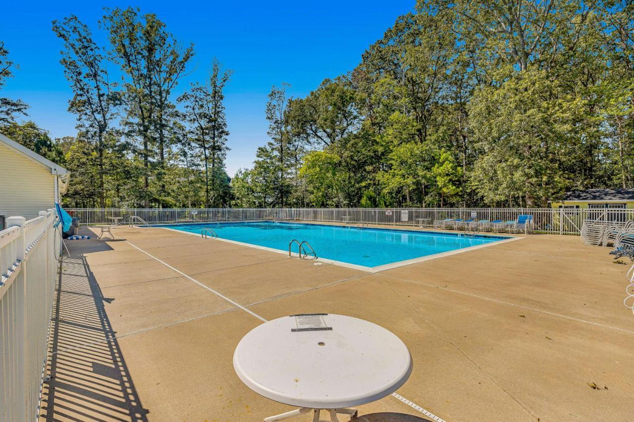 Grande At Canal Pointe - 37696 Ulster Dr, Unit #12