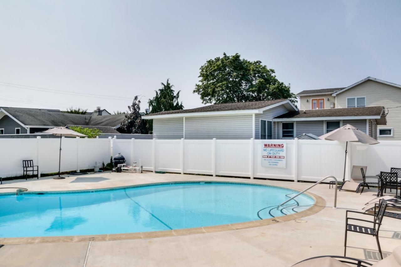 Rehoboth Vacation With Community Pool! Apartment *