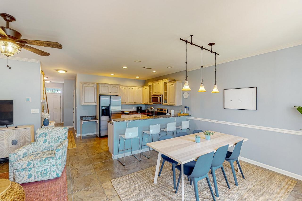 The Tides --- 19979 Sandy Bottom Cir, Unit #502 Holiday home *