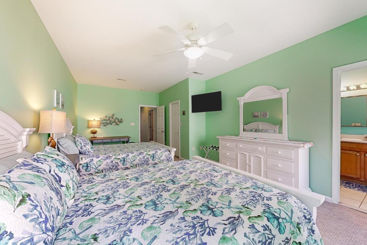 Oyster Bay --- 20411 Jeb Dr, Unit #36 Holiday home