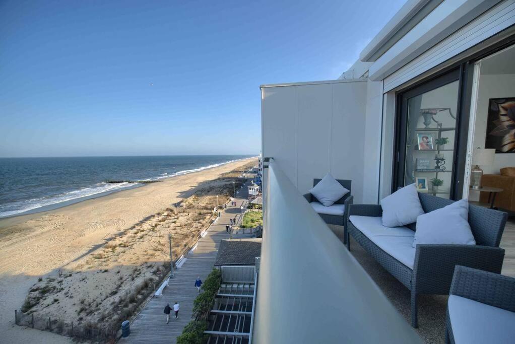 Oceanfront Jewel - Remodeled To Perfection *
